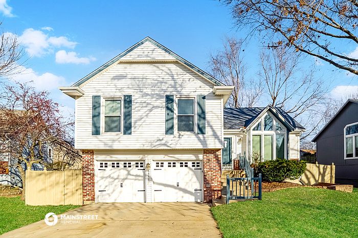 1st image of 6411 Aminda St