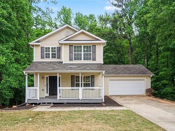 1804 Meadow Walk Dr, Monroe, GA 30656