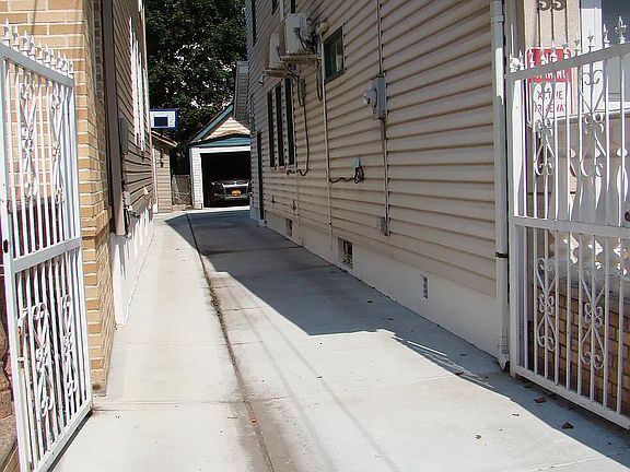 2nd image of 10233 85th Dr
