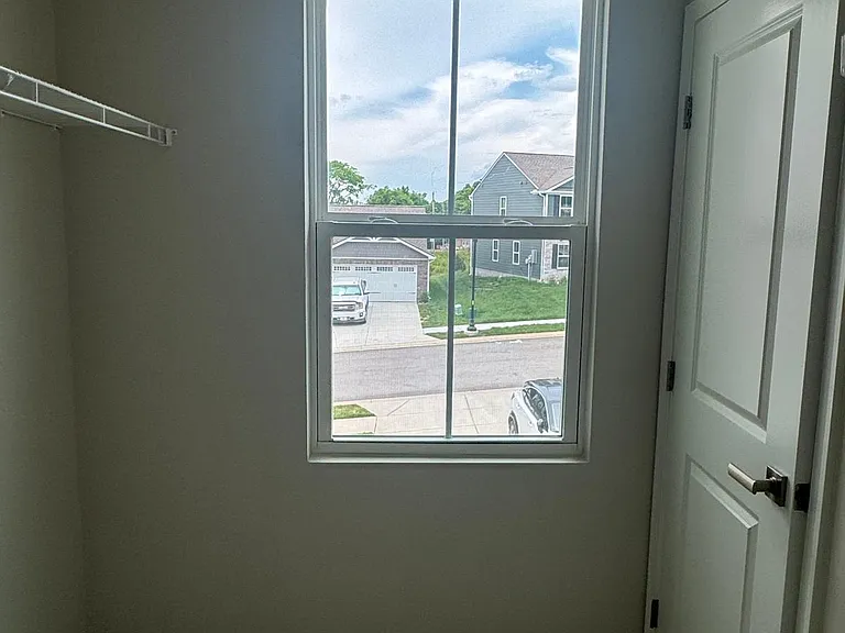 309 Heritage Ave — Photo 14
