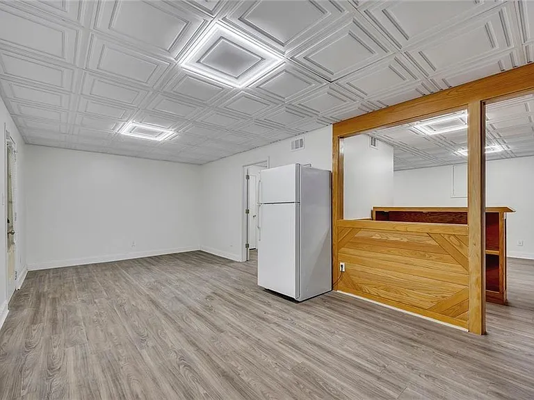 635 Anderson Walk — Photo 28