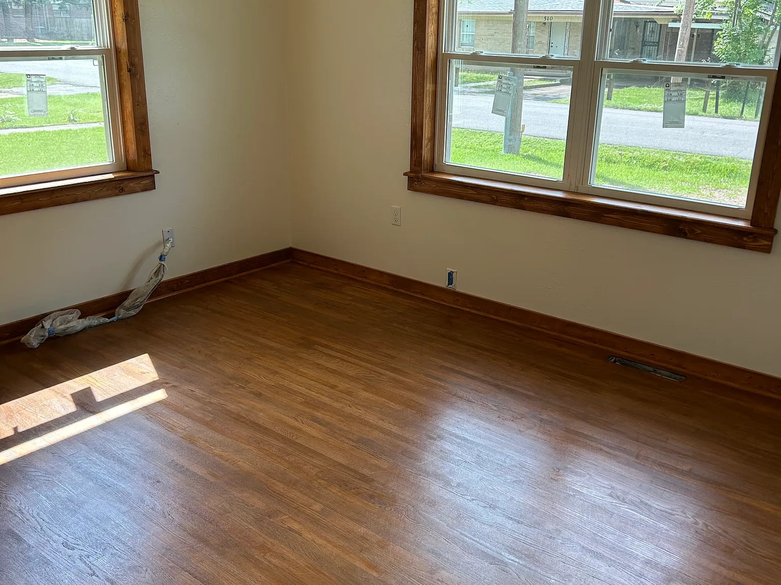 3 bed, 1115 sqft, $1,300 — Photo 4