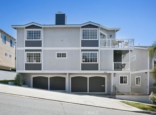 458 Ocean View Ave, Hermosa Beach, CA 90254
