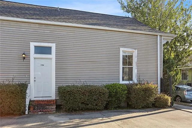 1724 Burdette St #1724 — Photo 3