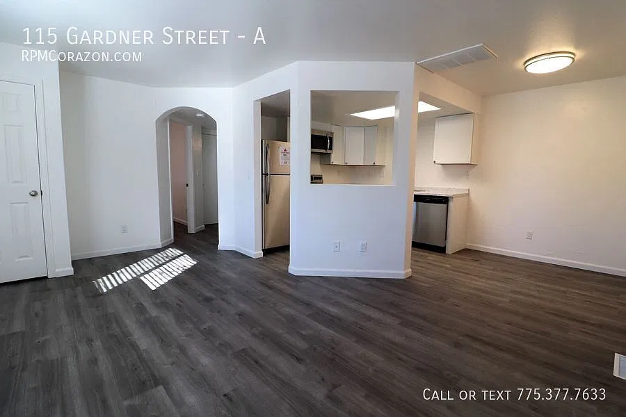 Downstairs 1 bedroom, 1 bathroom near Idlewild Park in Reno... — Photo 2