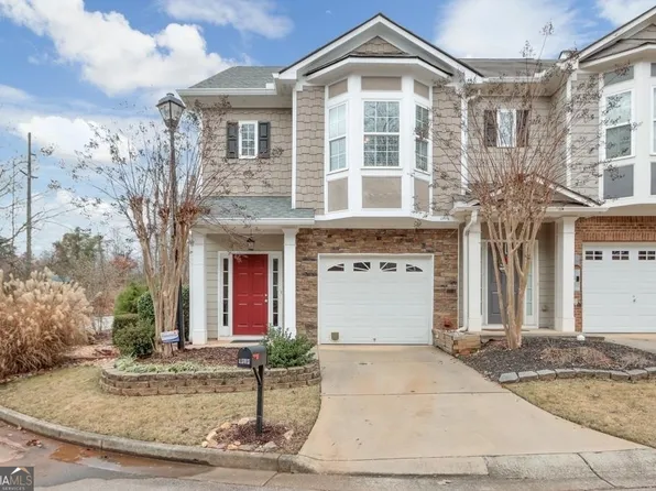 1505 Bluff Valley Cir, Gainesville, GA 30504