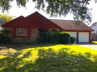 1205 Cactus Dr, Baytown, TX 77521