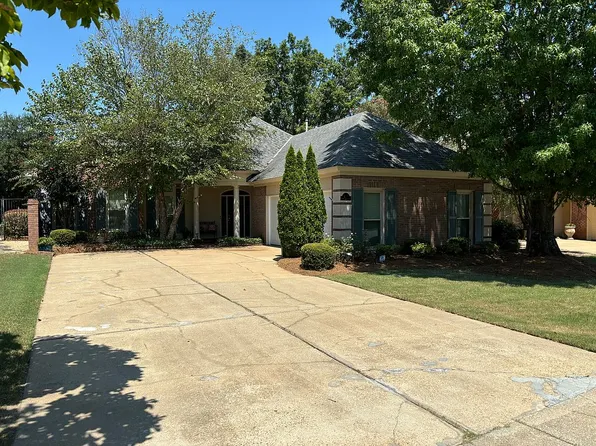 8911 Green Chase Dr, Montgomery, AL 36117