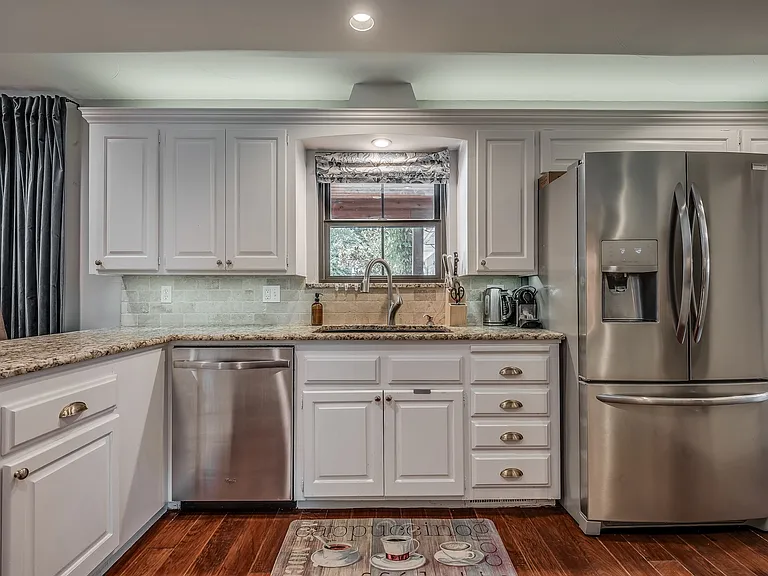 11105 Leaning Elm Rd — Photo 19
