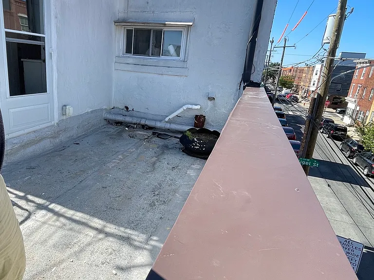 1823 1/2 S 10th St #3 — Photo 3