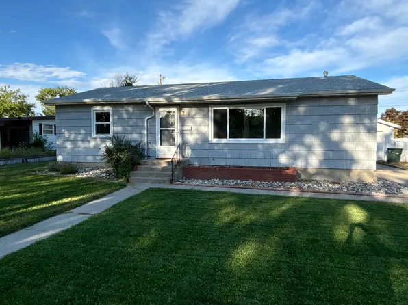 207 Birchwood Dr, Billings, MT 59102