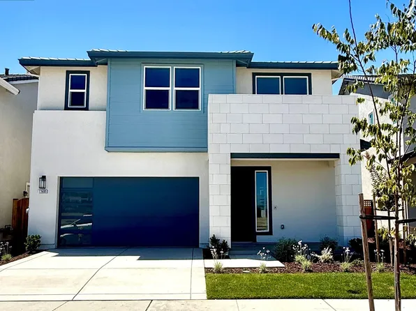 17405 Bushwick Ln, Lathrop, CA 95330