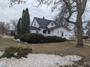 456 3rd Ave SE, Perham, MN 56573