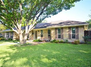 1615 Alexander Dr, Waxahachie, TX 75165