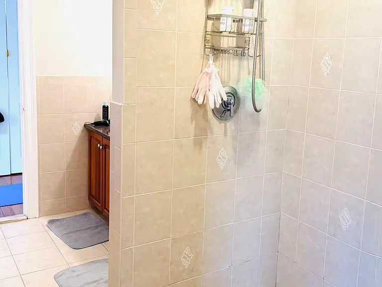 203 Clark St #203 — Photo 12