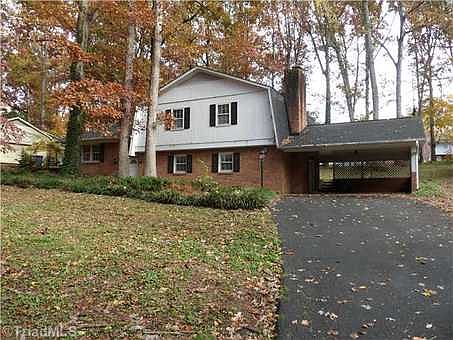 2nd image of 1821 Buddingbrook Ln