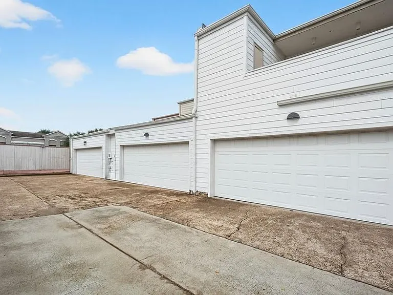 6019 Winsome Ln #2 — Photo 7