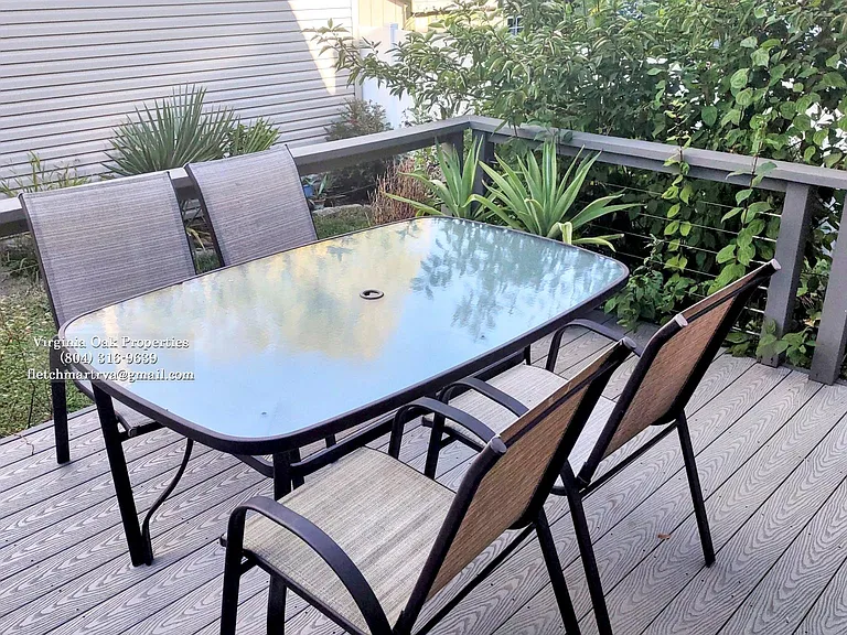 2116 Rosewood Ave — Photo 22