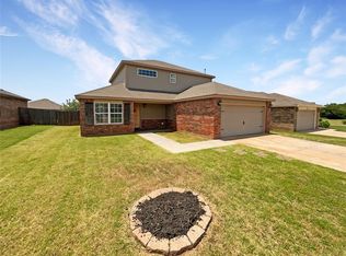 9605 Ella Ln, Moore, OK 73160