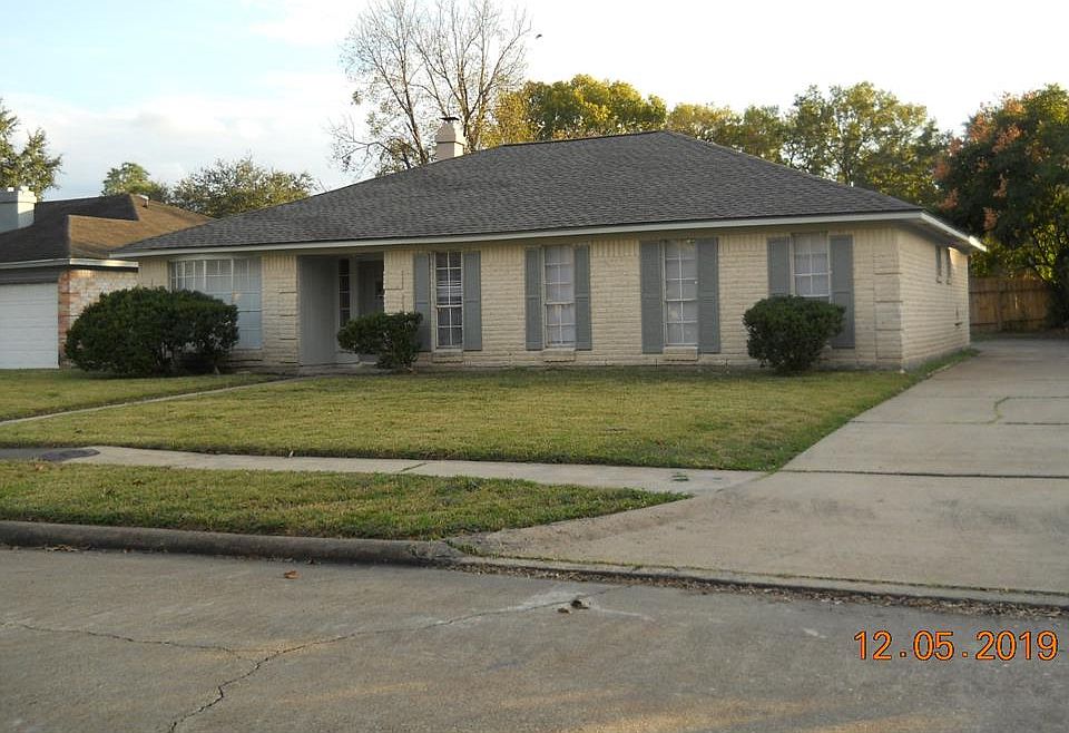 1st image of 12123 South Dr