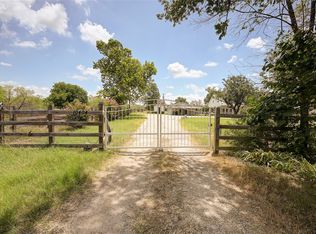 10404 Dunham Rd, Roanoke, TX 76262