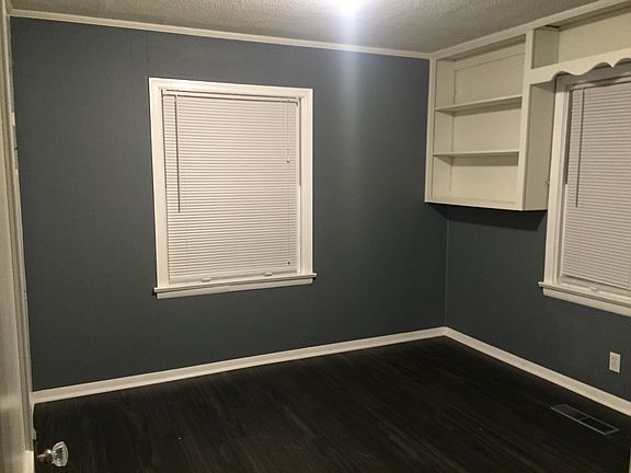 4th image of 1109 Henderson Ave