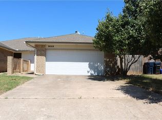9008 N Roxbury Ter, Oklahoma City, OK 73132