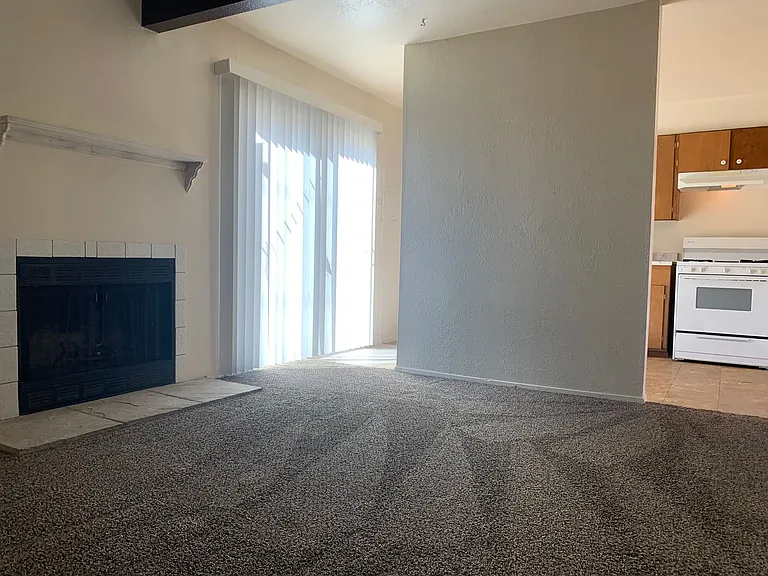 319 General Marshall St NE — Photo 1