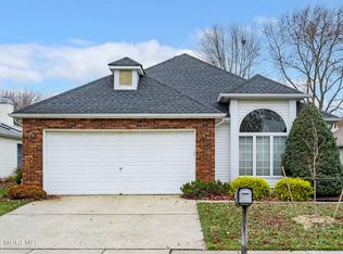 1512 Burr Oak Rd, Toms River, NJ 08755