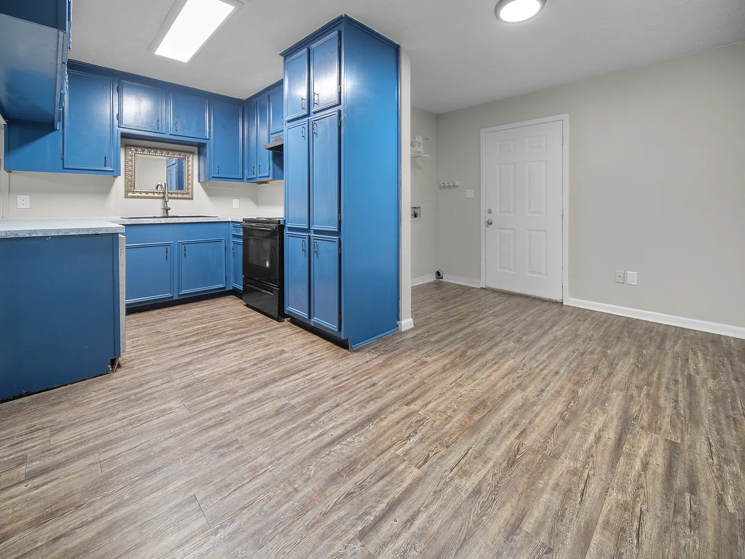 12023 Joni Dr — Photo 4