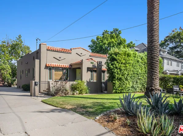 884 N Raymond Ave, Pasadena, CA 91103