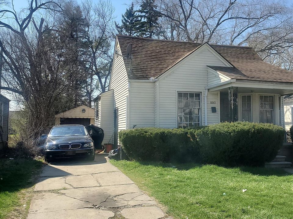 2nd image of 8661 Minock St