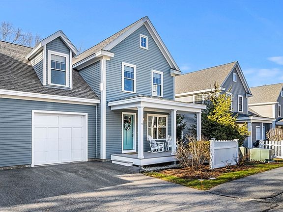 2nd image of 5 Daley Dr #5