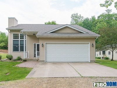 1418 James Ct NE, Swisher, IA, 52338