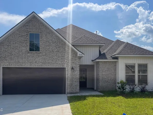 10140 Patrick Dr, Gulfport, MS 39503