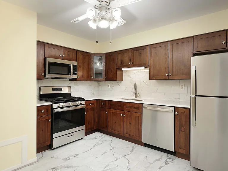 4 Sunrise Dr — Photo 7