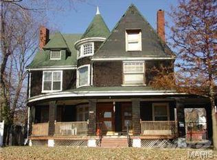 5861 Cabanne Ave, Saint Louis, MO 63112