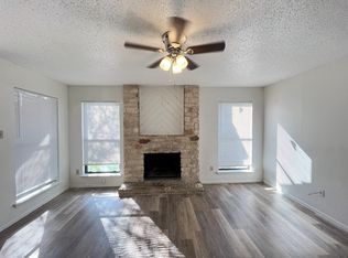 10616 Mellow Mdws APT 27A, Austin, TX 78750