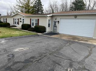 412 S Water St, South Whitley, IN 46787