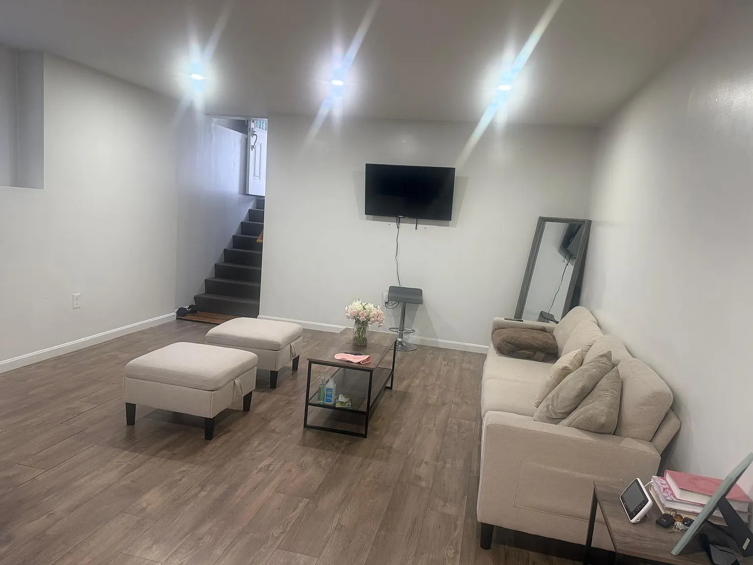 1 bed, 1000 sqft, $1,800 — Photo 4