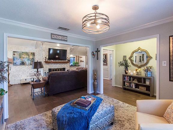 4th image of 7325 Wexford Ct