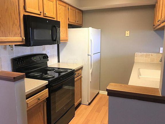 4th image of 7588 Wellshire Dr