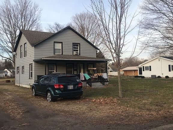 3rd image of 315 Grant St