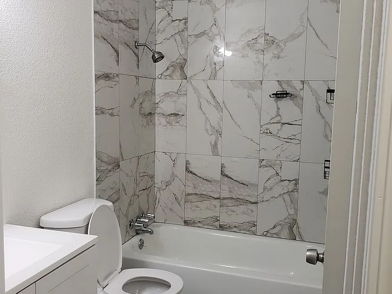 7800-7820 Brentwood Drive — Photo 8