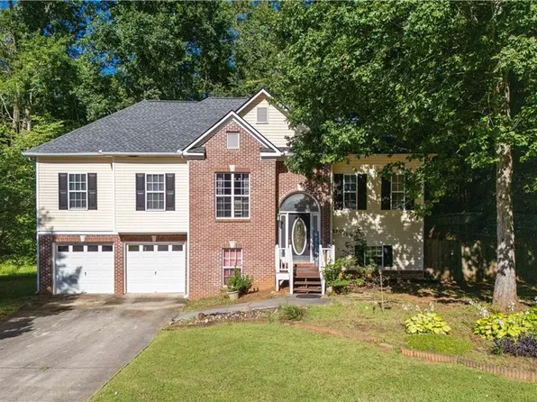 129 Onyx Ct, Carrollton, GA 30116