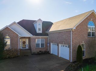 6003 Quincy Ct, La Vergne, TN 37086