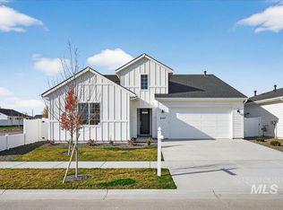 8447 S Cobalt Sky Ave, Meridian, ID 83642