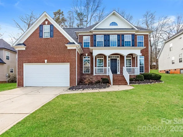 1637 Essex Hall Dr, Rock Hill, SC 29730