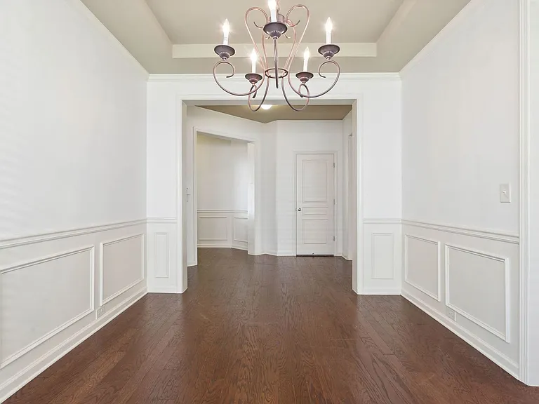 655 Township Cir — Photo 4