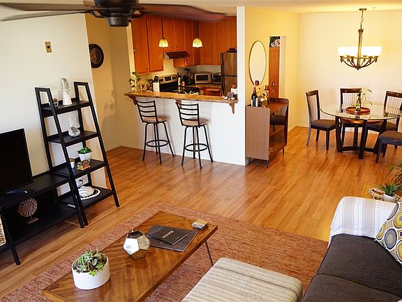 2nd image of 5990 Dandridge Ln Unit 189